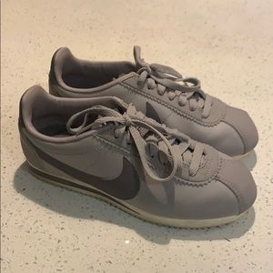 Leather Vintage Style Nike’s